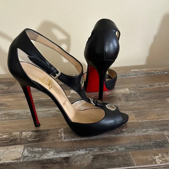 Christian Louboutin Black Heels with T-Strap Design - Picture 5 of 5